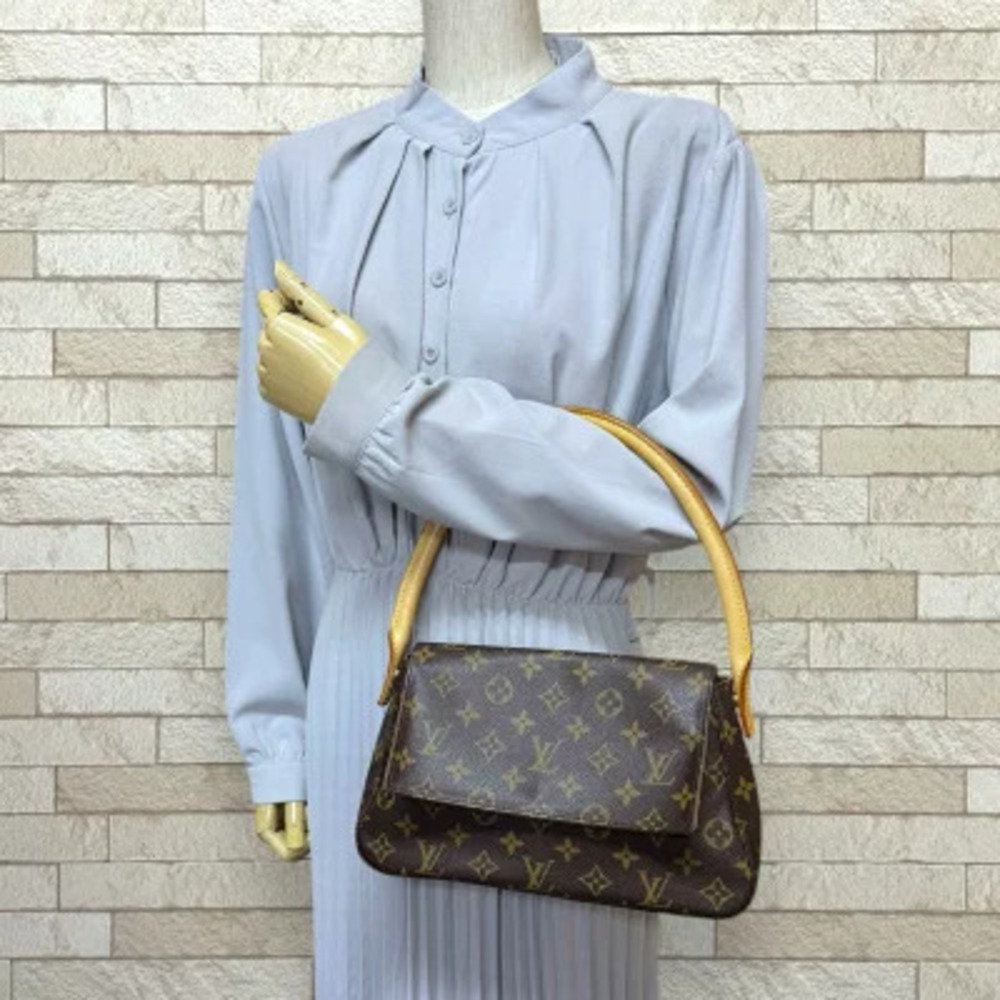 Louis Vuitton Looping Brown Shoulder Bag Monogram Canvas